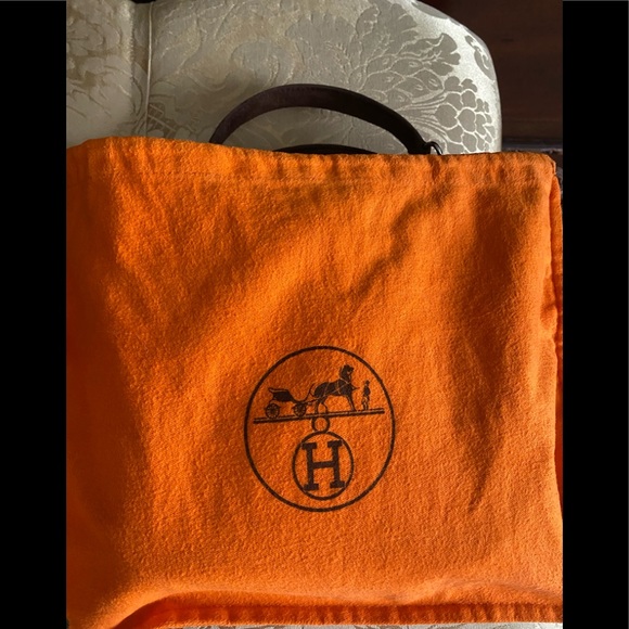 Hermes Vespa Messenger Bag in Suede - Picture 8 of 11